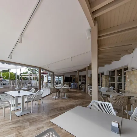 Otel Balatonfoi Yacht Club