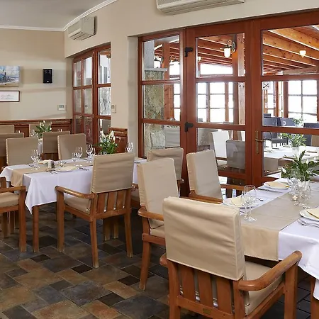 Hotel Balatonfoi Yacht Club 4*