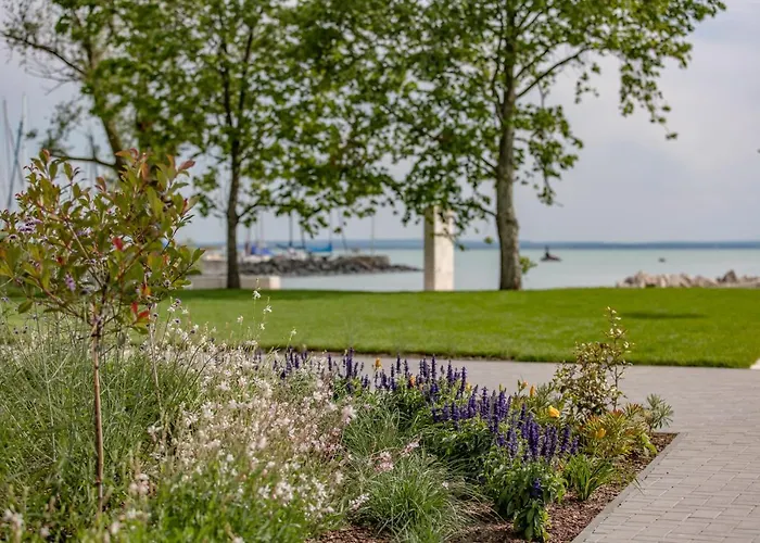 Ξενοδοχείο Balatonfoi Yacht Club